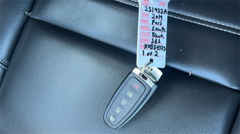 Certified 2019 Ford Escape SEL image 31