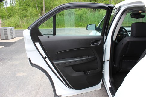 Used 2014 Chevrolet Equinox LS image 27