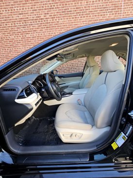 Used 2021 Toyota Camry LE image 8