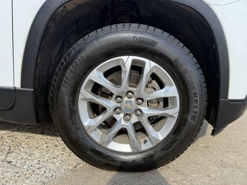 Used 2020 Chevrolet Traverse LS w/ LPO, Floor Liner Package image 12