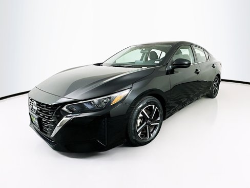 Used 2024 Nissan Sentra SV image 3