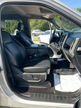 Used 2016 Ford F150 Lariat w/ Trailer Tow Package image 22