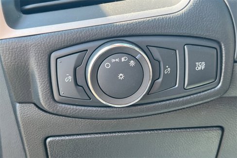 Used 2022 Ford Edge SEL image 34
