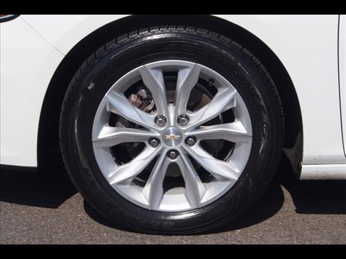 Used 2024 Chevrolet Malibu LT image 10