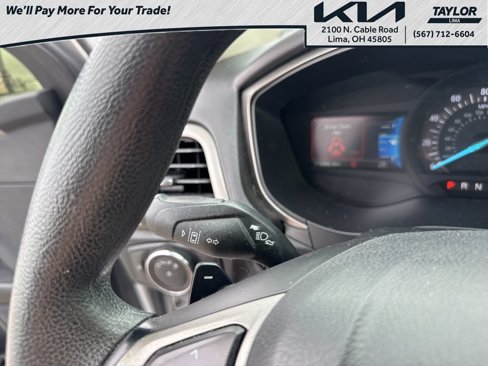 Used 2018 Ford Fusion SE image 22