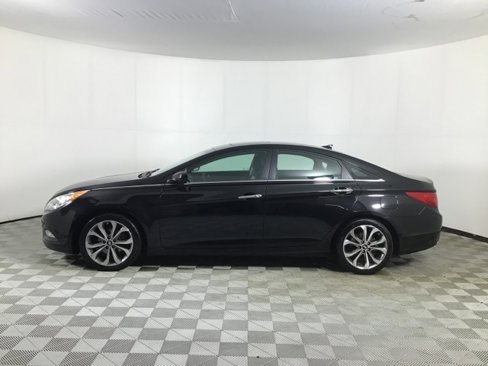 Used 2013 Hyundai Sonata SE w/ Navigation & Sunroof Pkg image 4