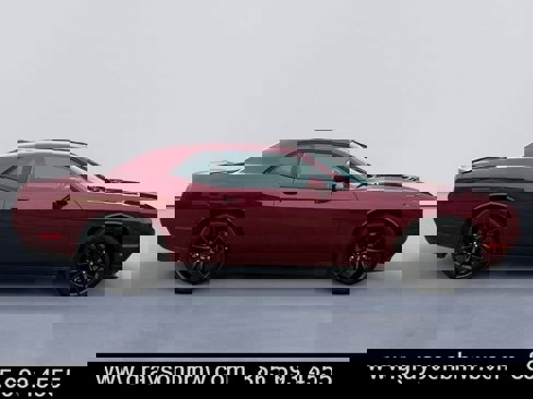 Used 2018 Dodge Challenger SXT w/ Blacktop Package image 2