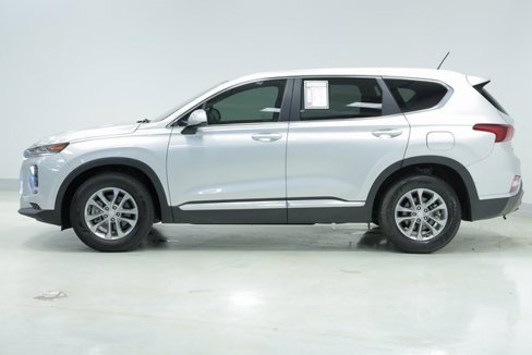 Used 2019 Hyundai Santa Fe SE image 4