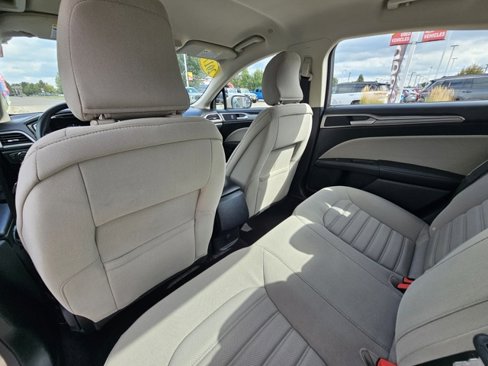 Used 2017 Ford Fusion S image 11