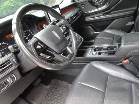 Used 2020 Lincoln Corsair Reserve w/ Equipment Group 201A image 15