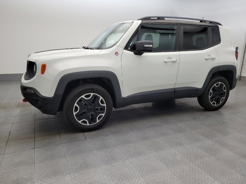 Used 2015 Jeep Renegade Trailhawk image 2