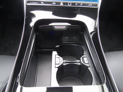 New 2025 Mercedes-Benz C 300 4MATIC Sedan image 31