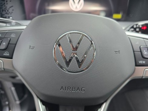 New 2025 Volkswagen Tiguan S image 39