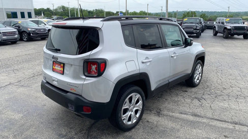 Used 2020 Jeep Renegade Limited w/ UConnect 8.4 Nav Group image 7