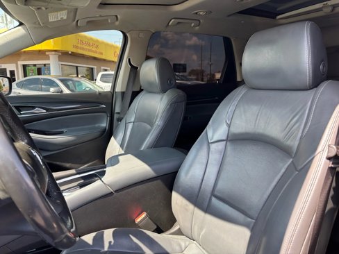 Used 2018 Buick Enclave Essence w/ Trailering Package image 5