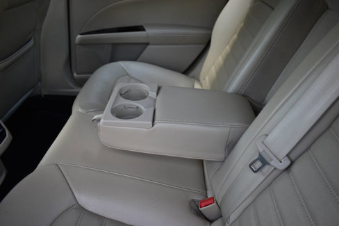 Used 2016 Ford Fusion SE w/ Equipment Group 202A image 12