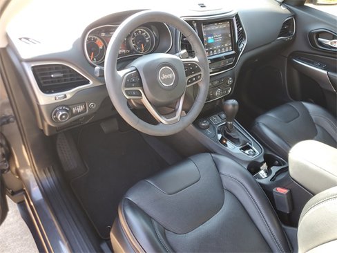 Used 2022 Jeep Cherokee Limited image 17