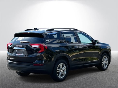 Certified 2022 GMC Terrain SLE w/ Driver Convenience Package image 5