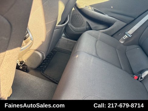 Used 2023 Chevrolet Malibu LT image 40