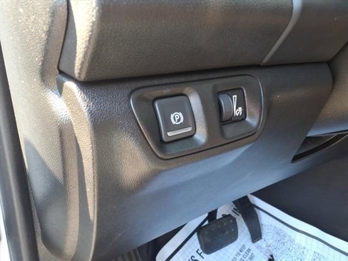 Used 2019 GMC Acadia SLT w/ LPO, Floor Liner Package image 13