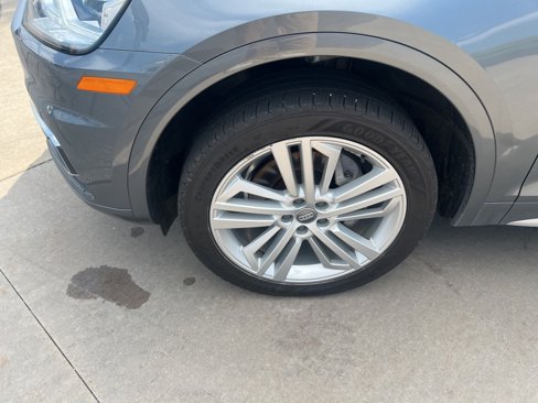 Used 2018 Audi Q5 Prestige w/ Prestige Package image 9