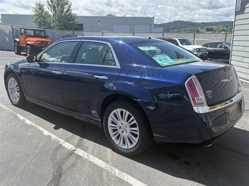 Used 2014 Chrysler 300 C w/ Beats Audio Group image 14