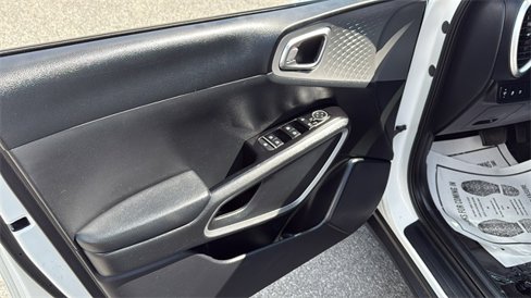 Used 2023 Kia Soul LX w/ Option Group 015 image 13