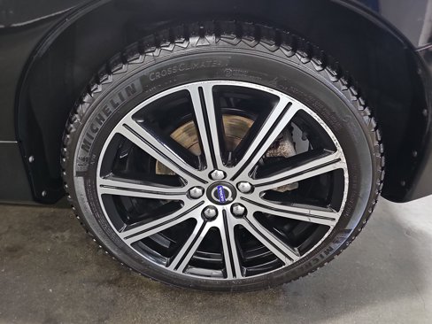 Used 2018 Volvo S60 T5 Inscription image 34