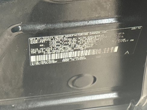 Used 2015 Toyota RAV4 LE image 42
