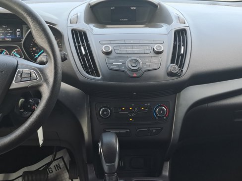 Used 2019 Ford Escape S image 14