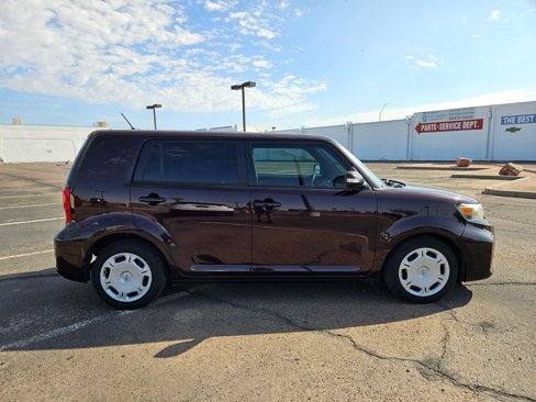 Used 2013 Scion xB image 6
