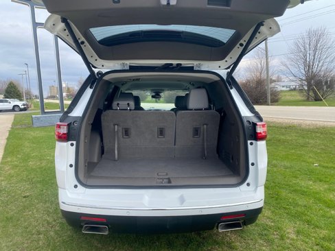 Certified 2021 Chevrolet Traverse Premier image 10
