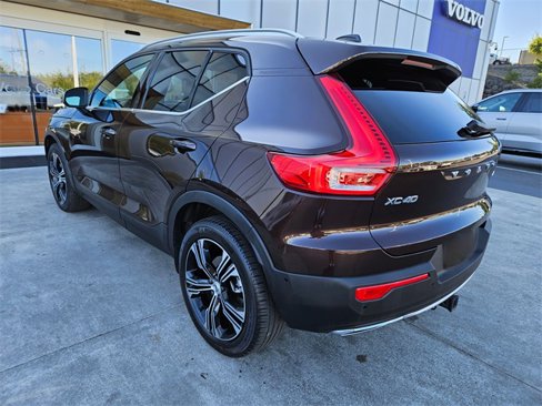Used 2019 Volvo XC40 T5 Inscription image 7
