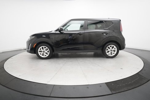 Certified 2023 Kia Soul LX w/ LX Technology Package image 23