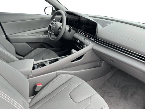 New 2025 Hyundai Elantra Hybrid image 15