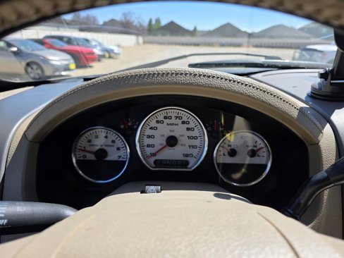 Used 2004 Ford F150 Lariat image 13
