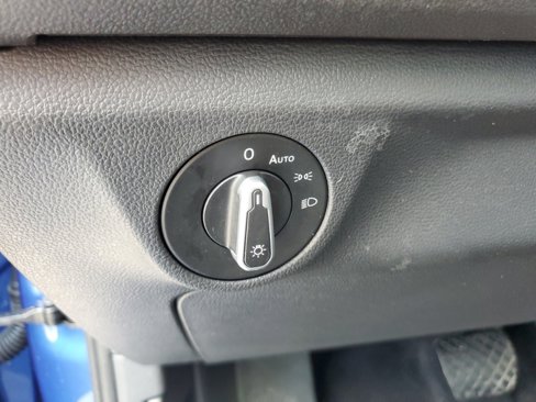 Used 2024 Volkswagen Jetta SE image 13
