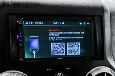 Used 2011 Jeep Wrangler Unlimited Rubicon w/ Dual Top Group image 30