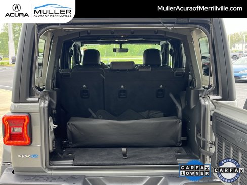 Used 2022 Jeep Wrangler Unlimited Sahara w/ Cold Weather Group image 6