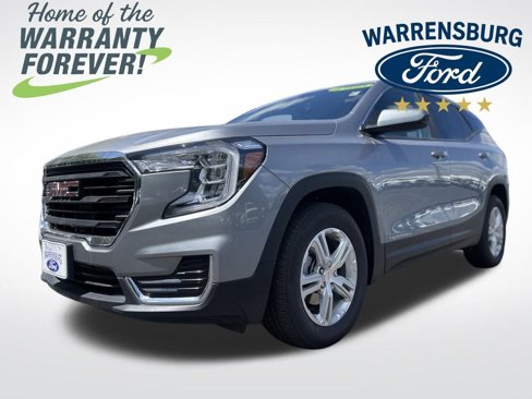 Used 2024 GMC Terrain SLE image 4