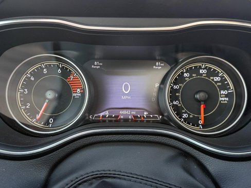Used 2020 Jeep Cherokee Trailhawk image 22