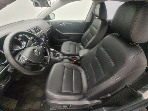Used 2017 Volkswagen Jetta SEL Premium image 17