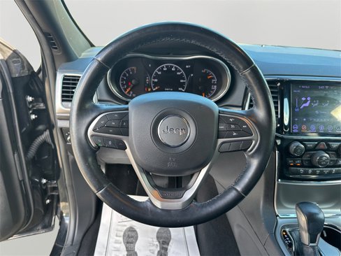 Used 2020 Jeep Grand Cherokee Altitude image 19