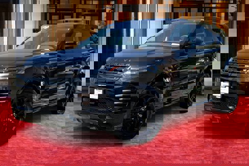 Used 2024 Land Rover Range Rover Evoque Dynamic SE image 1