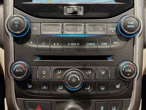 Used 2015 Chevrolet Malibu LTZ image 15