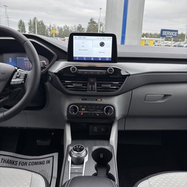 New 2025 Ford Escape Active w/ Cold Weather Package image 19