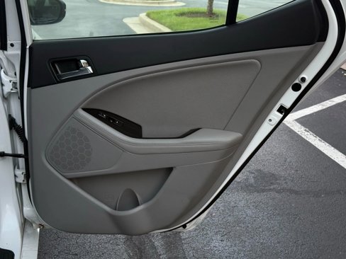 Used 2012 Kia Optima EX w/ Premium Pkg image 30