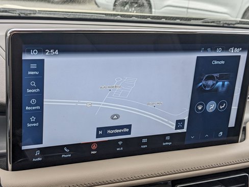 Certified 2023 Lincoln Nautilus AWD w/ Premium Package image 21