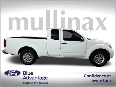 Used 2019 Nissan Frontier SV image 4