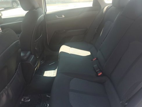 Used 2023 Kia K5 LXS image 22
